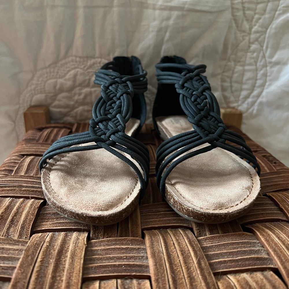 Bass Leather Sandals. NEW - Picture 5 of 7